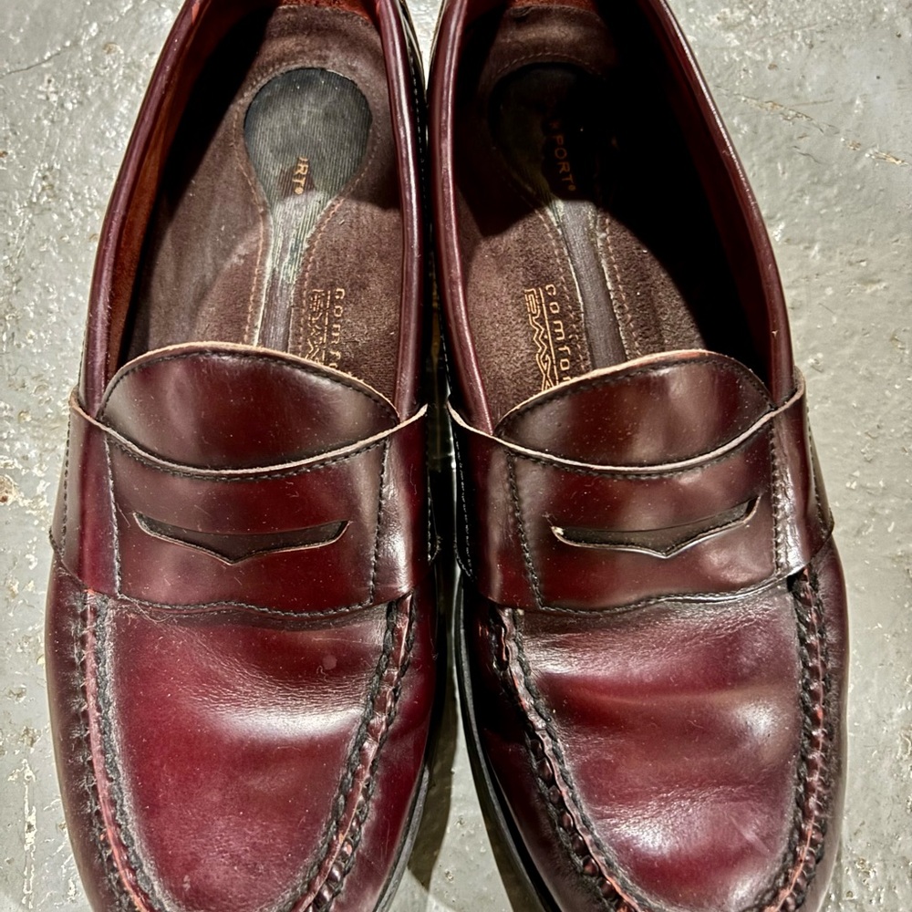 Oxblood Rockport Loafer Sz 10